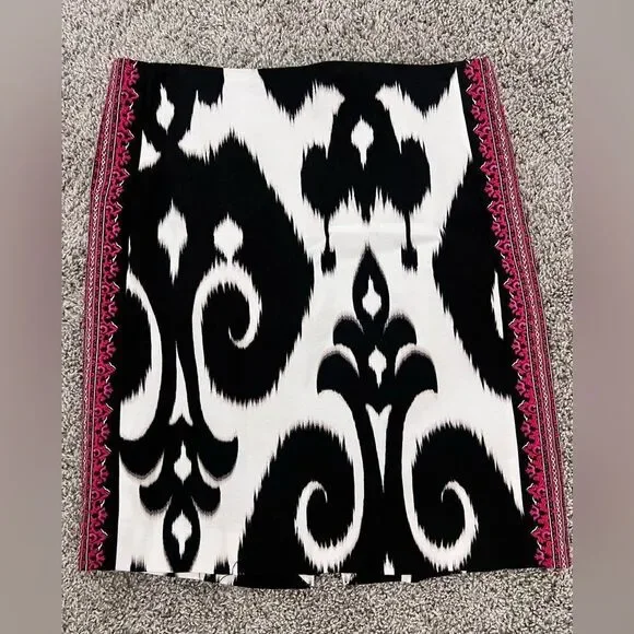 🛍️ WHITE HOUSE BLACK MARKET Ikat tapestry Black Pink embroidered Midi skirt Med - Picture 5 of 10